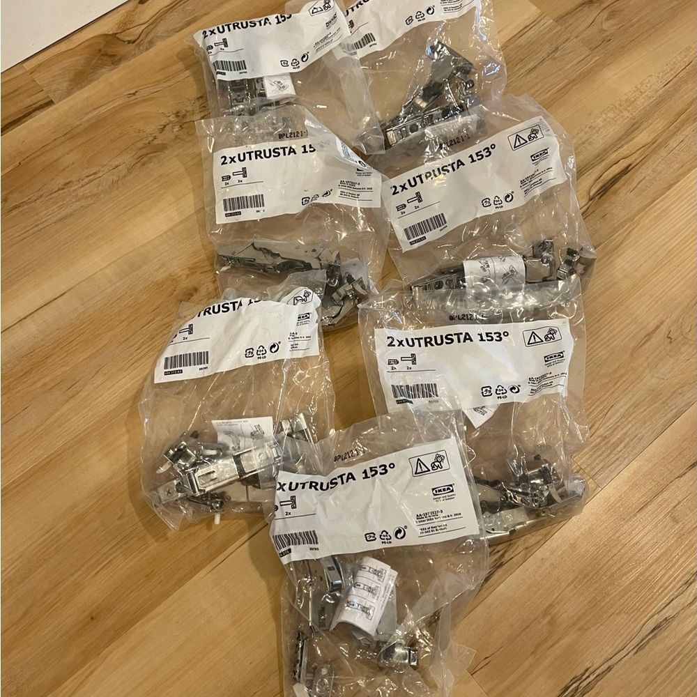 Ikea Utrusta 153 hinges 2 pack - Picture 2 of 2